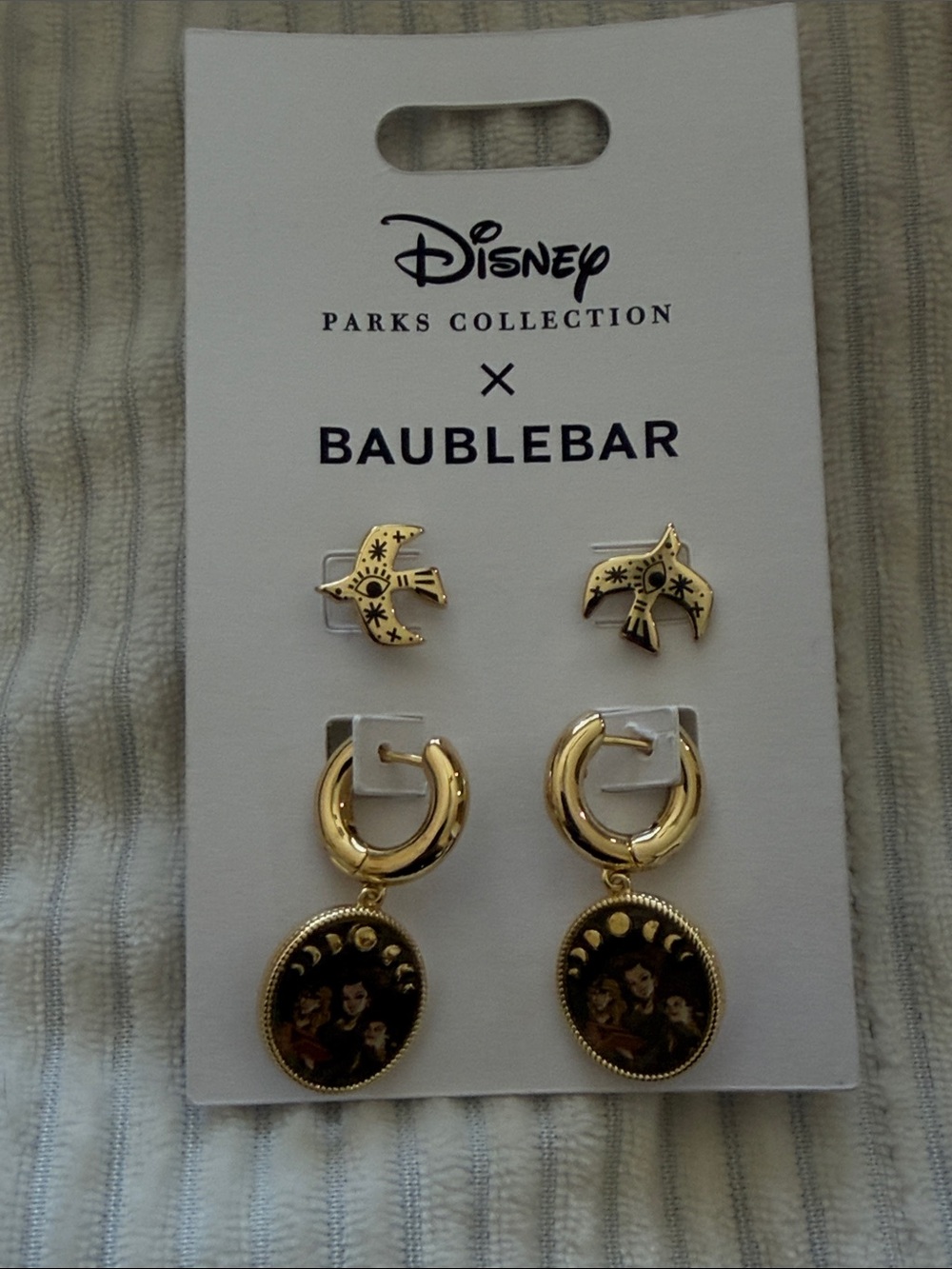 Disney baublebar hocus pocus earring set